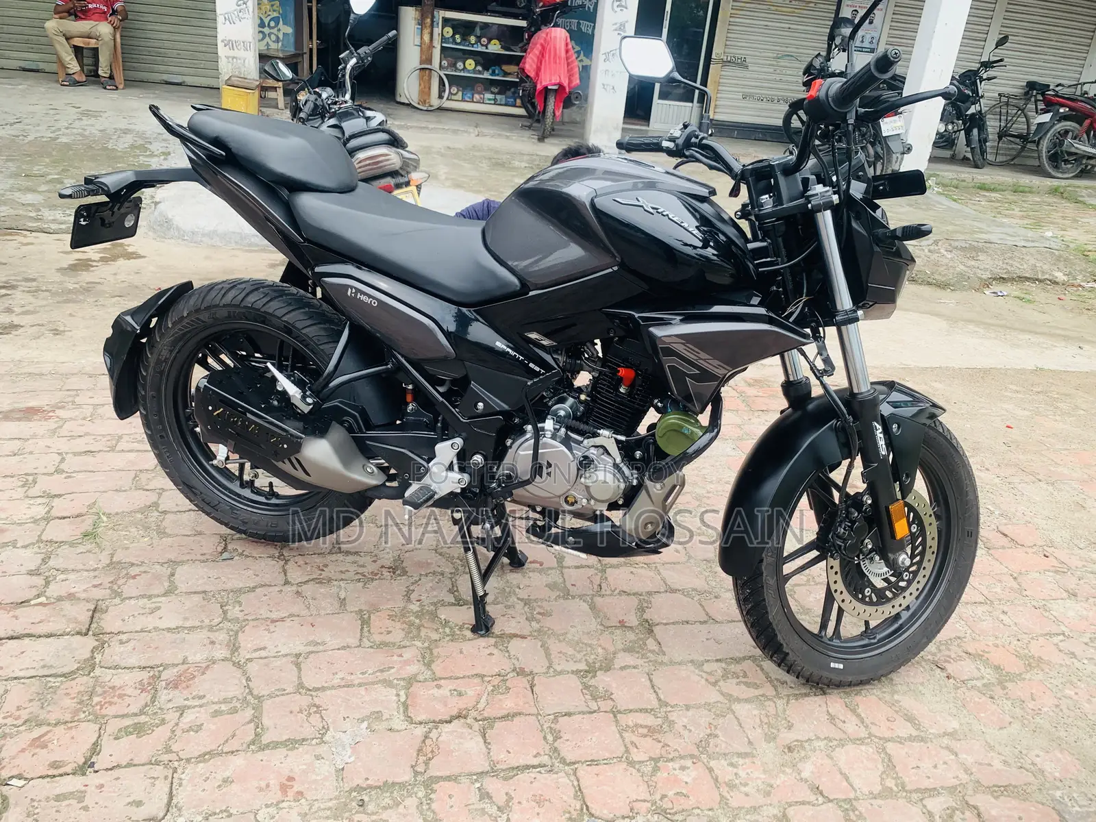 Hero Xtreme 125R 2025 Black