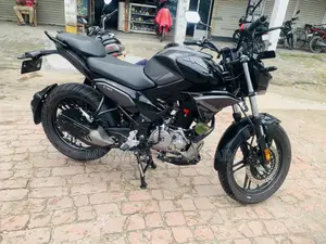 Hero Xtreme 125R 2025 Black