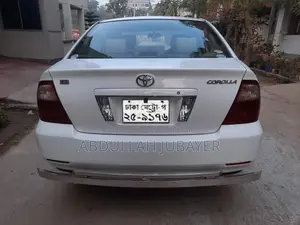 টয়োটা করোল্লা ২০০৫ পার্ল
