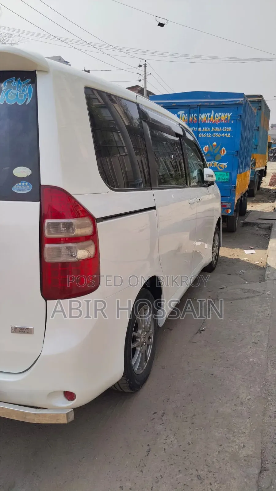 Toyota Noah 2010 White