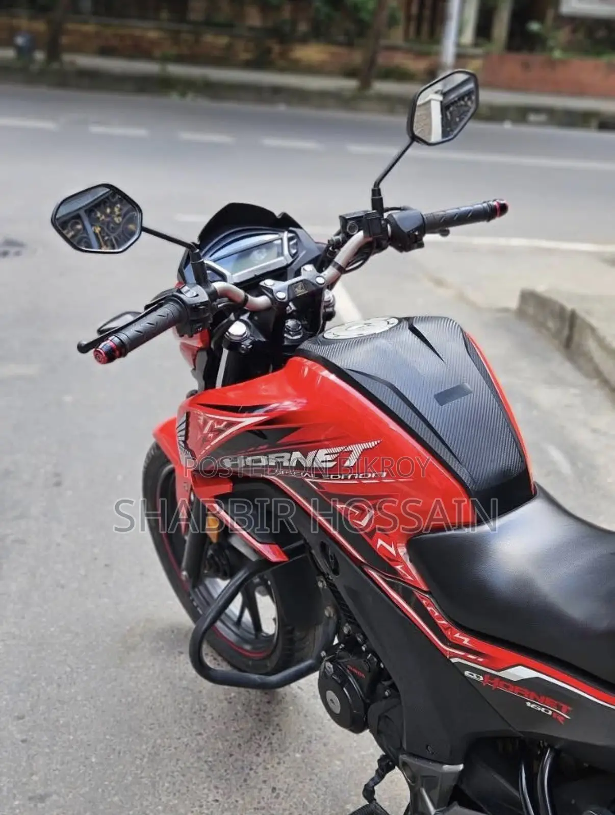 হোন্ডা হর্নেট ২০২৪ লাল