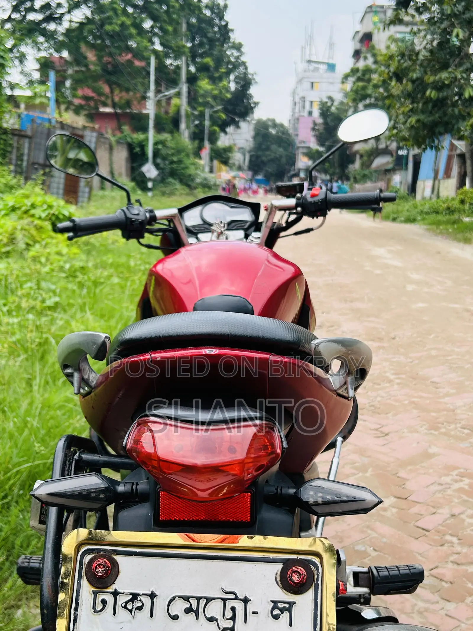 রানার নাইট রাইডার ভি২ ২০২২ লাল