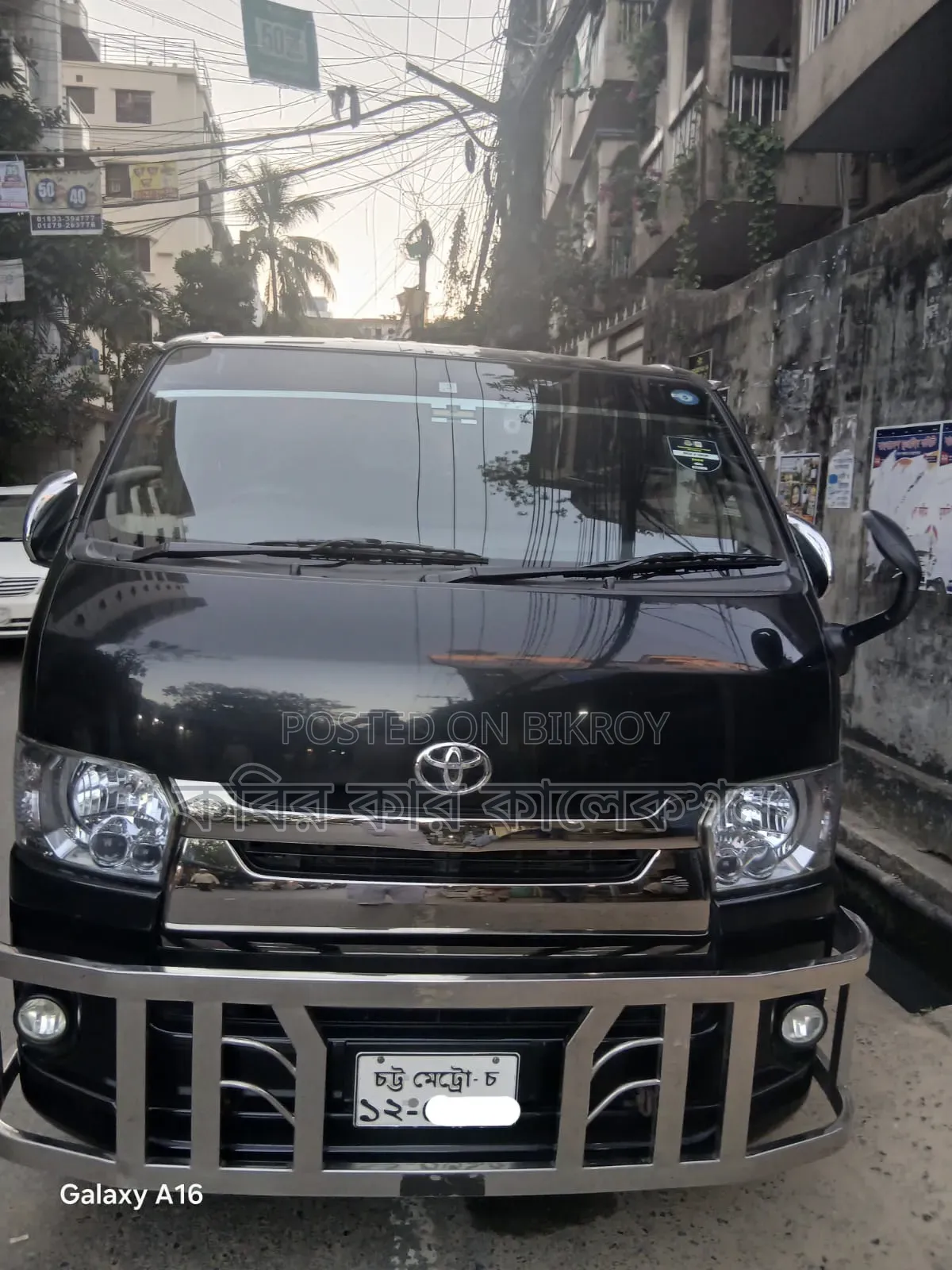 টয়োটা হাইএচ ২০১৯ কালো