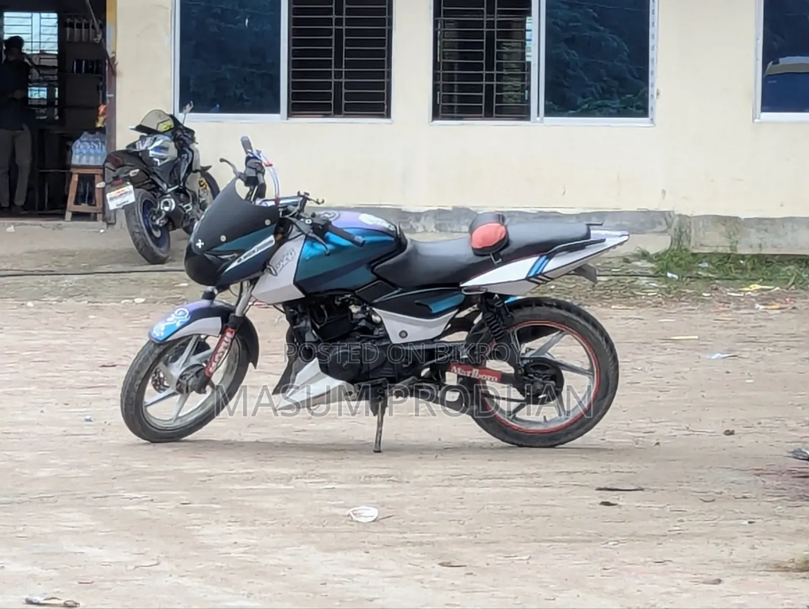 Bajaj Pulsar 150 2013 Red