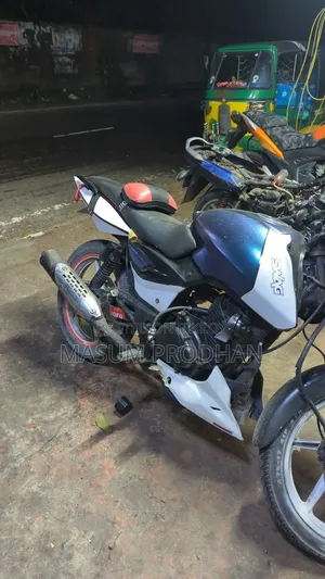 Bajaj Pulsar 150 2013 Red
