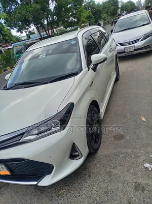 Toyota Corolla Fielder 2018 Pearl