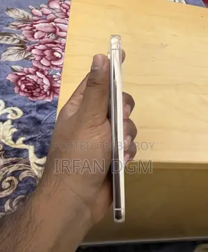 স্যামসাং গ্যালাক্সি এস২৩ ১২৮ জিবি সাদা