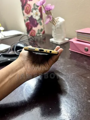 ভিভো ভি২১ই ১২৮ জিবি ব্ল্যাক