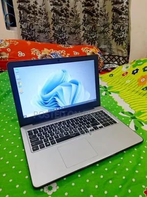 Laptop Dell Inspiron 15 8GB Intel Core i3 SSD 128GB