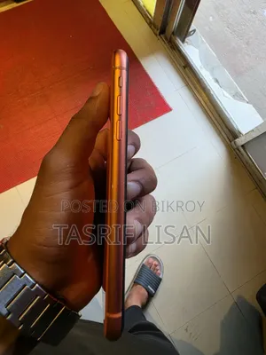 অ্যাপল আইফোন এক্সআর ১২৮ জিবি অরেঞ্জ