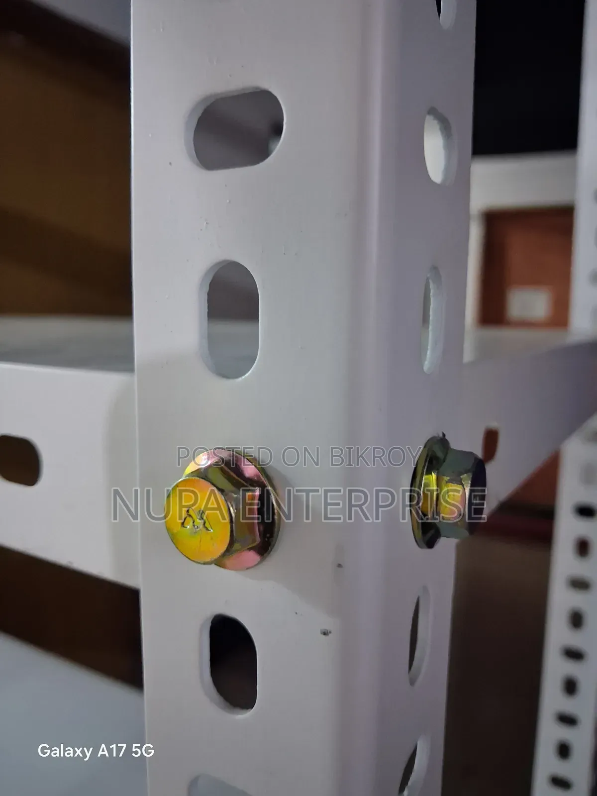 ব্যাক স্টোরেজ র‍্যাক