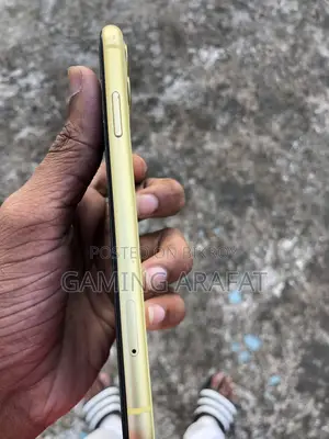 Apple iPhone 11 128 GB Yellow