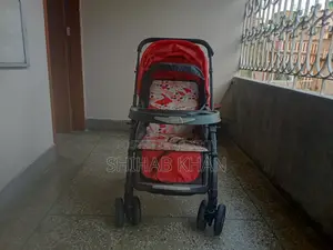 বেবি স্ট্রোলার