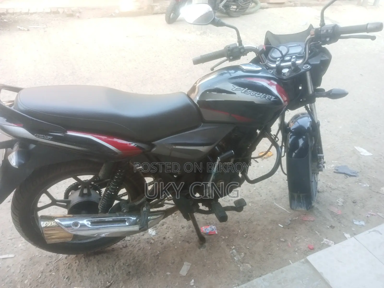 Bajaj Discover 125 2019 Black