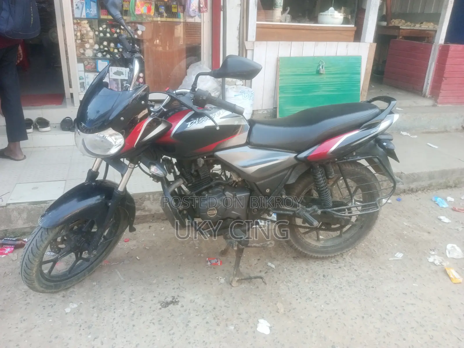 Bajaj Discover 125 2019 Black