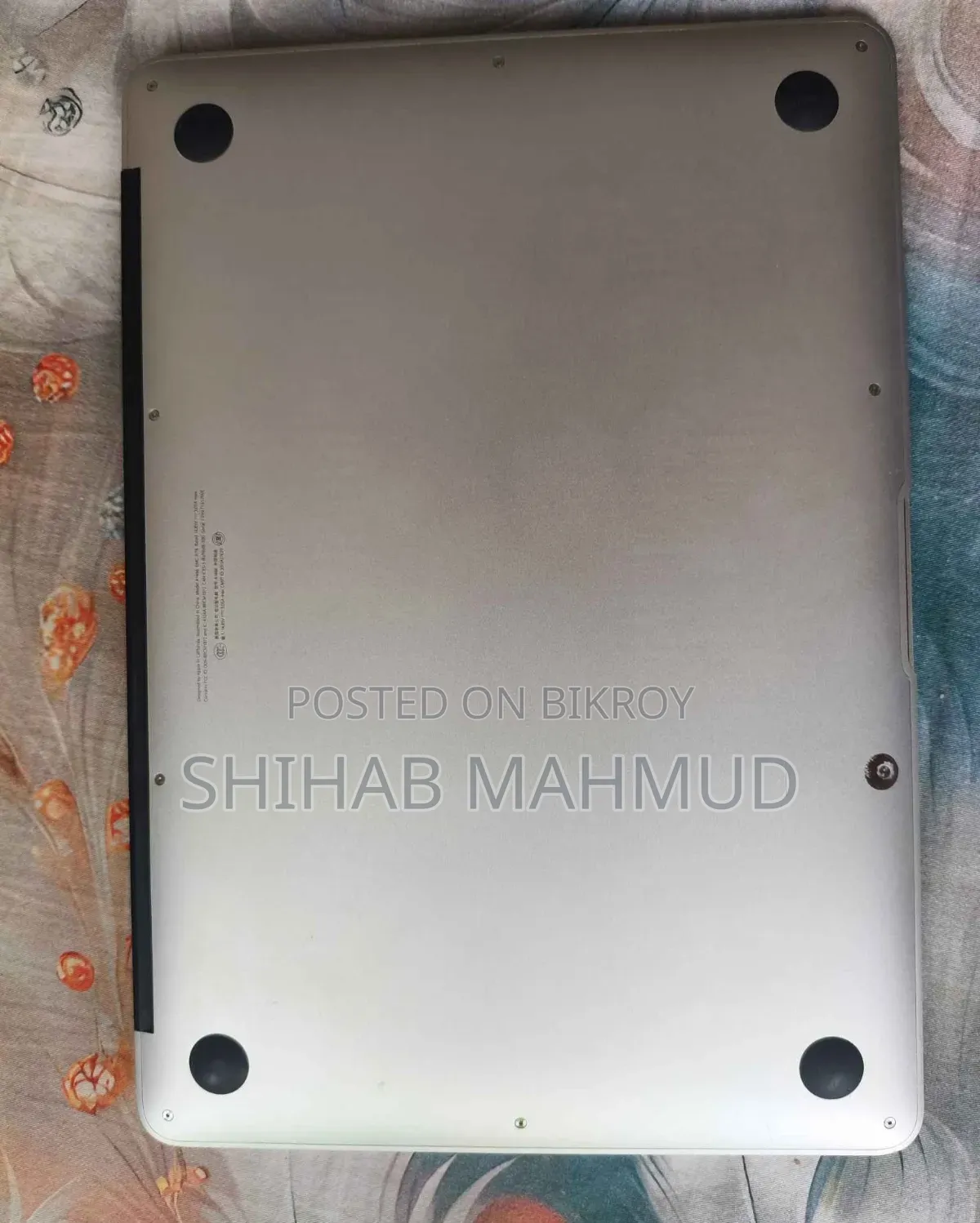 ল্যাপটপ অ্যাপল ম্যাকবুক এয়ার ৪জিবি ইন্টেল কোর আই৫ এসএসডি ২৫৬জিবি