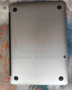 ল্যাপটপ অ্যাপল ম্যাকবুক এয়ার ৪জিবি ইন্টেল কোর আই৫ এসএসডি ২৫৬জিবি