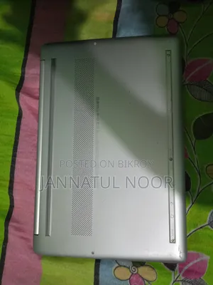 Laptop HP 15-dy1031wm 8GB Intel Core i5 SSD 256GB