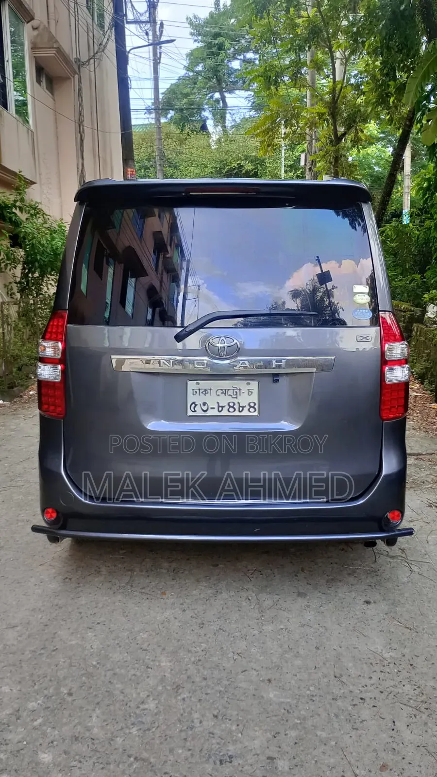 টয়োটা নোয়া ২০০৯ গ্রে