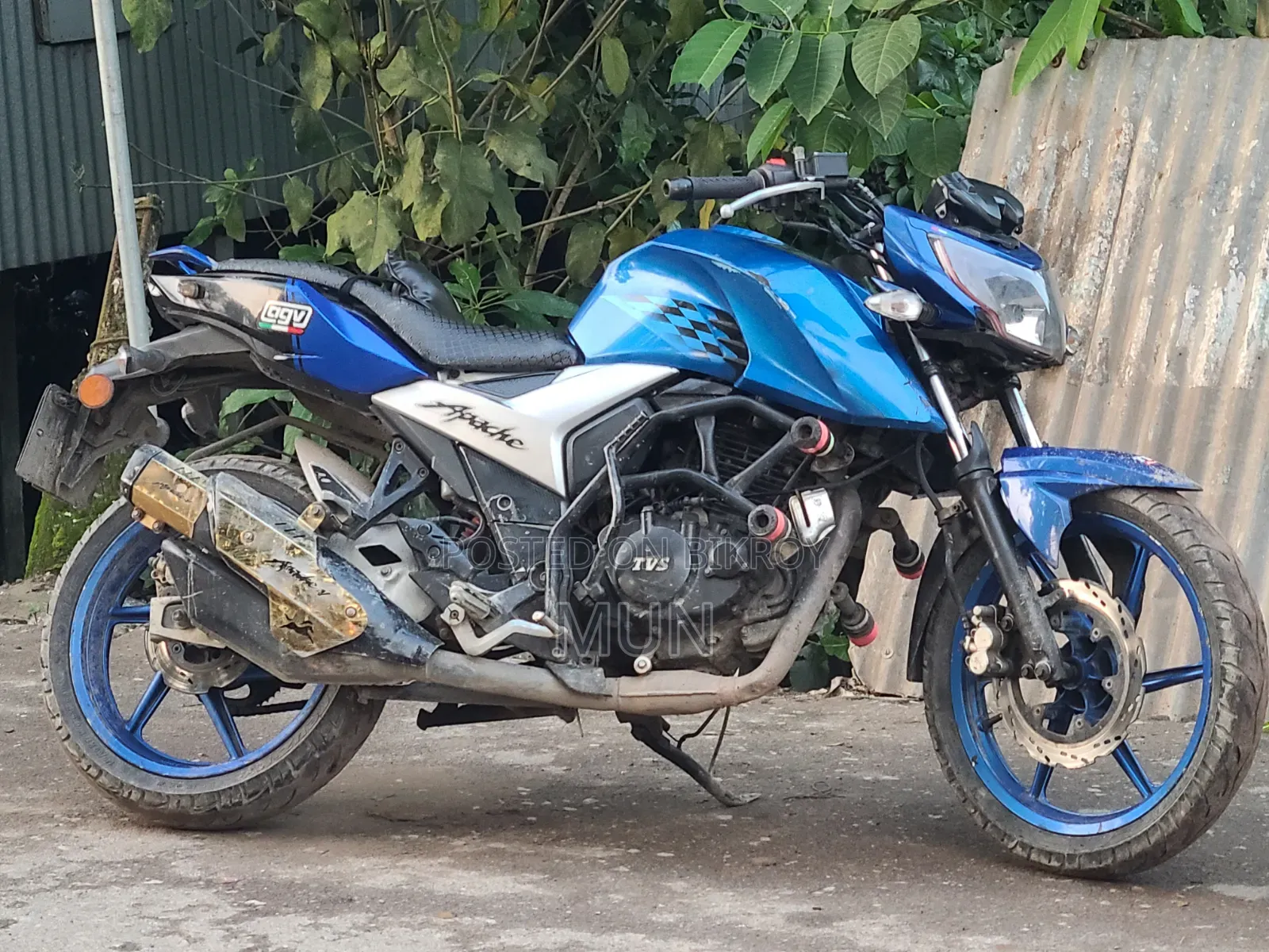 TVS Apache RTR 160 4V 2020 Blue