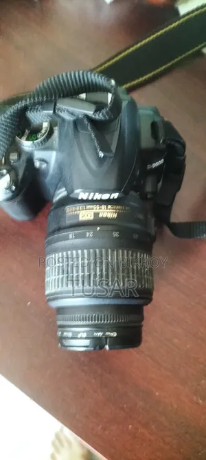 Nikon Camera D3000