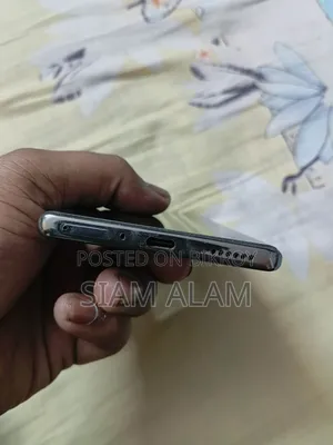 টেকনো ক্যামন ৪০ প্রো ৪জি ২৫৬ জিবি সিলভার