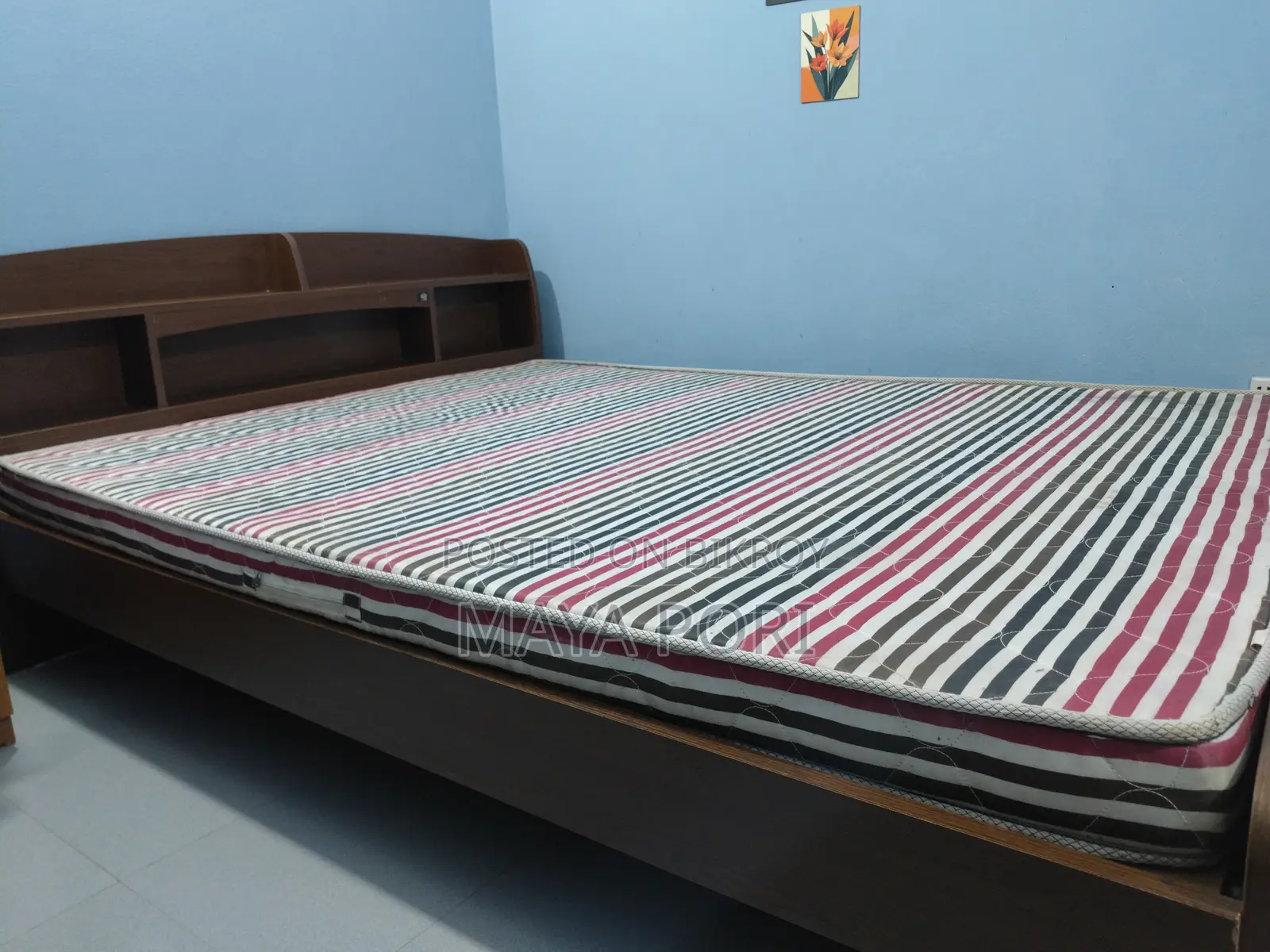 Regal Bed With Mattress
