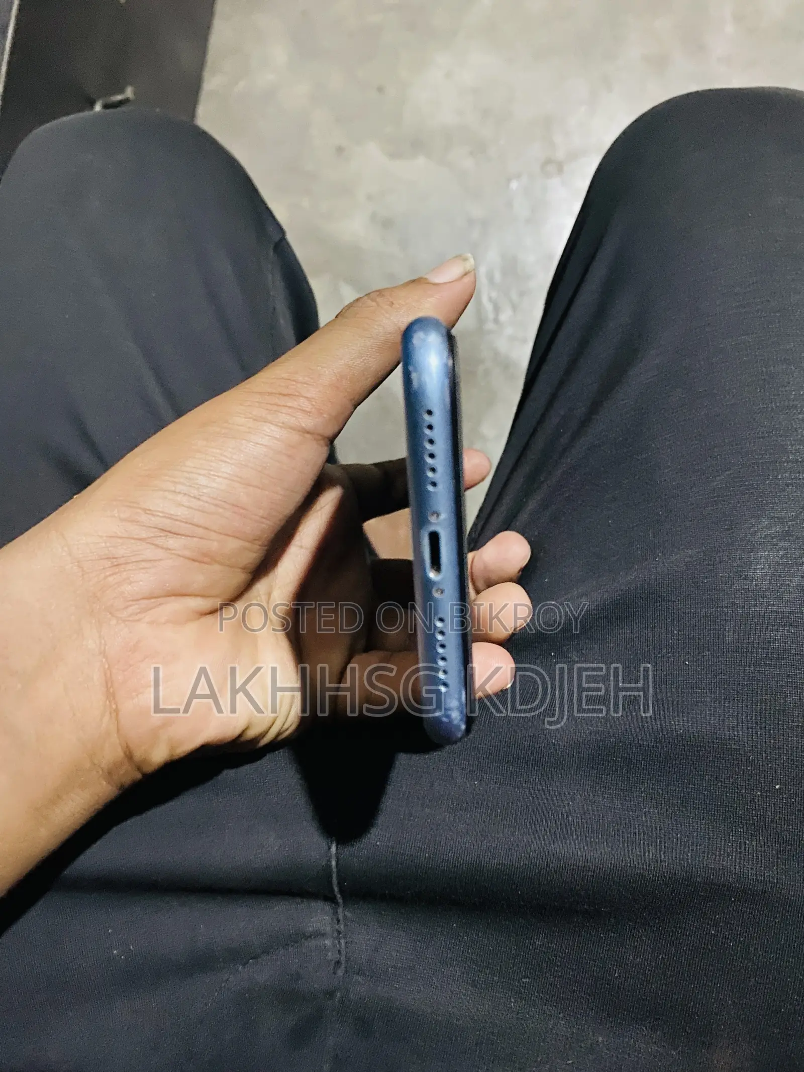 অ্যাপল আইফোন এক্সআর ৬৪ জিবি