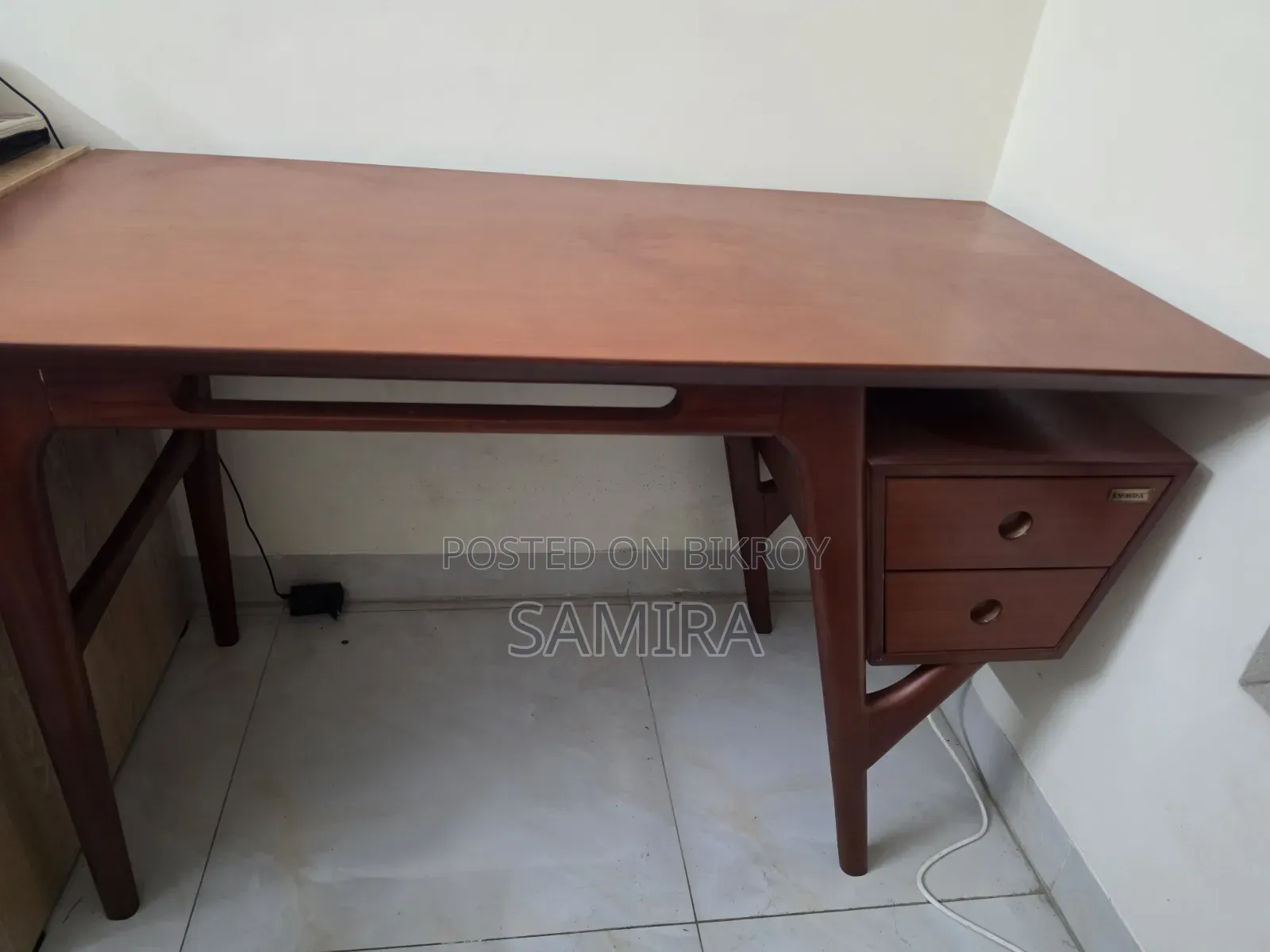 Table in Wonderful Condition