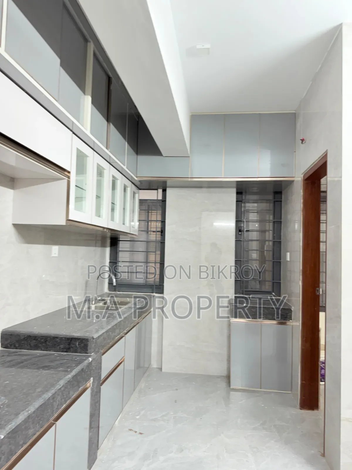 4-Bedroom Apartment in Shanta, Gulshan for Rent
