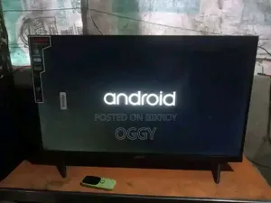 Solarvision 32" Smart Voice Control TV