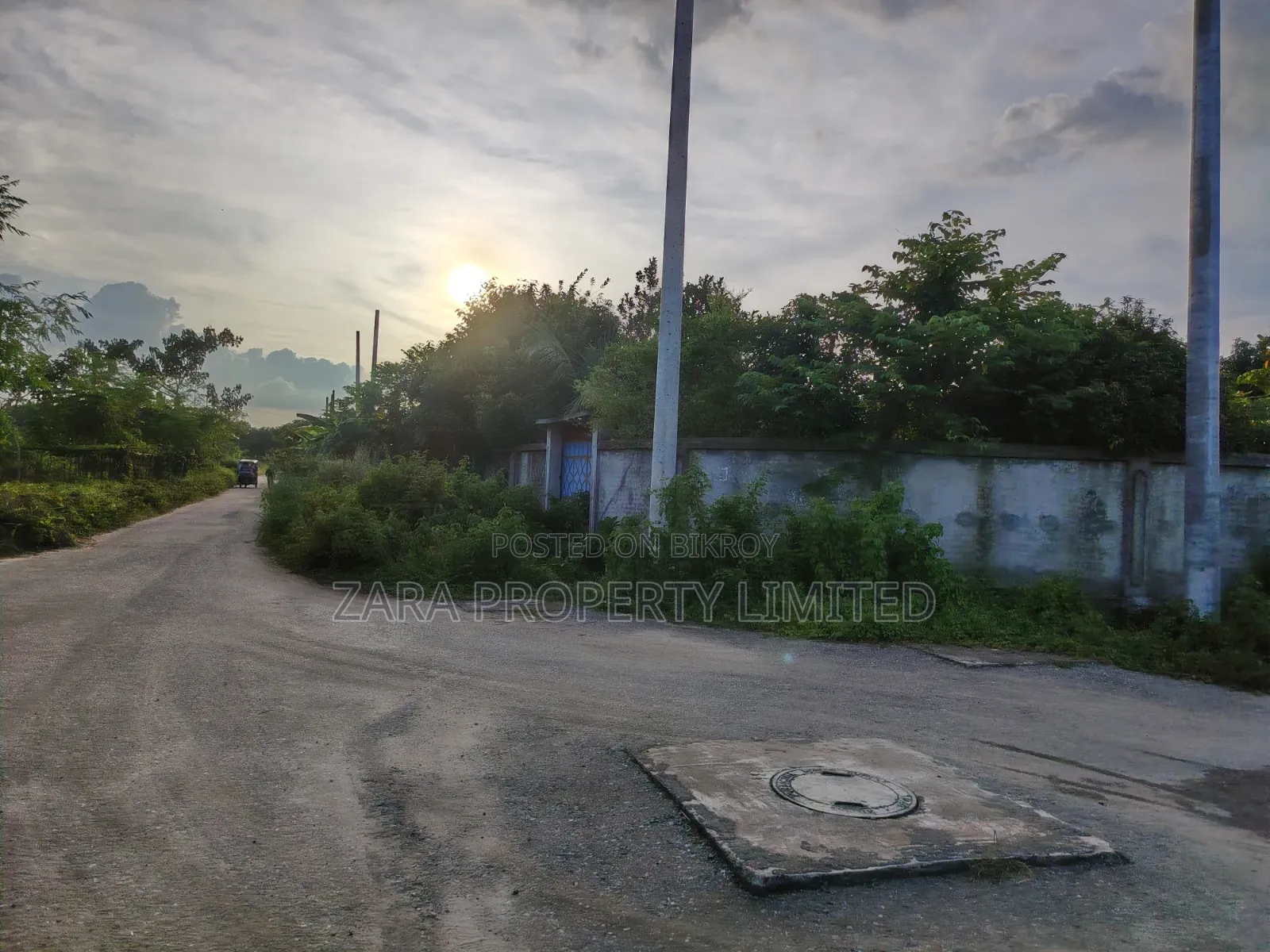 South-facing 10 katha plot for sale in front of the forest.