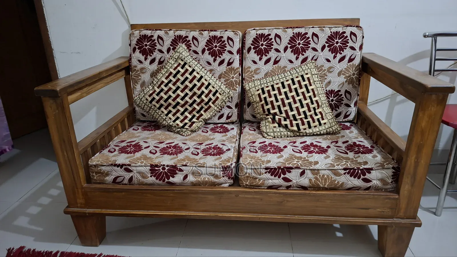 5-Piece Sofa Set and Tea Table for Sale