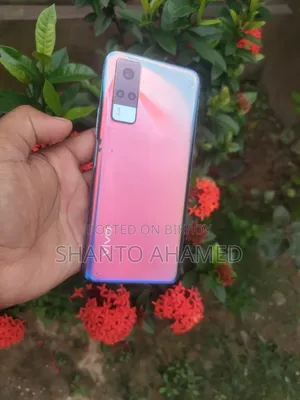 Vivo Y53s 128 GB Rose Gold