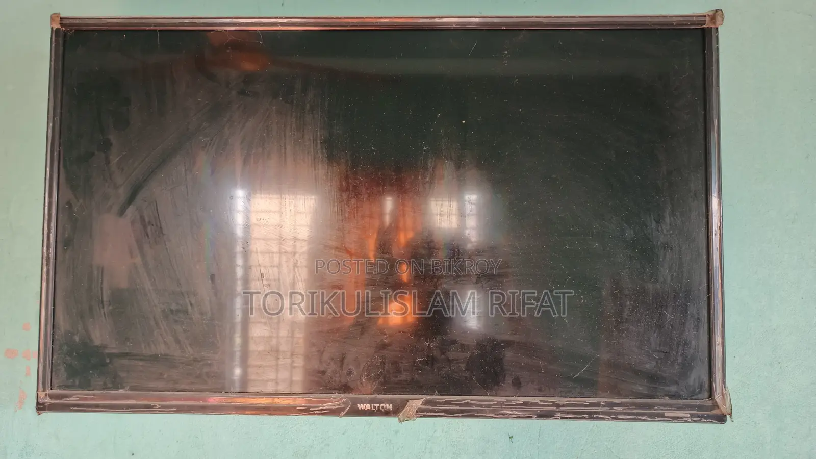 ওয়ালটন ৩২" এলইডি নন স্মার্ট টিভি (শুধু প্যানেল সমস্যা) অন্যান্য অংশ ভালো আছে