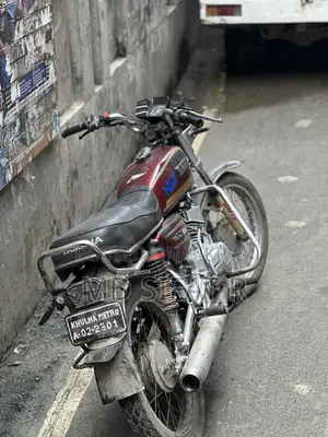 Yamaha 2000 Red