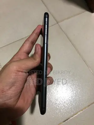 অ্যাপল আইফোন ৮ প্লাস ৬৪ জিবি ব্ল্যাক