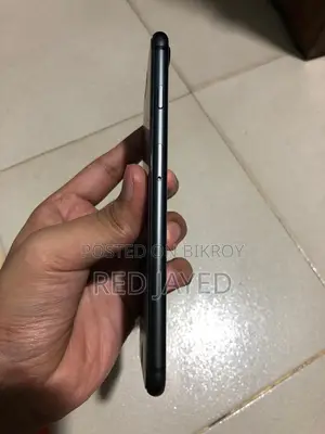 অ্যাপল আইফোন ৮ প্লাস ৬৪ জিবি ব্ল্যাক