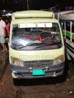 টাটা এেস ২০১৮ সাদা