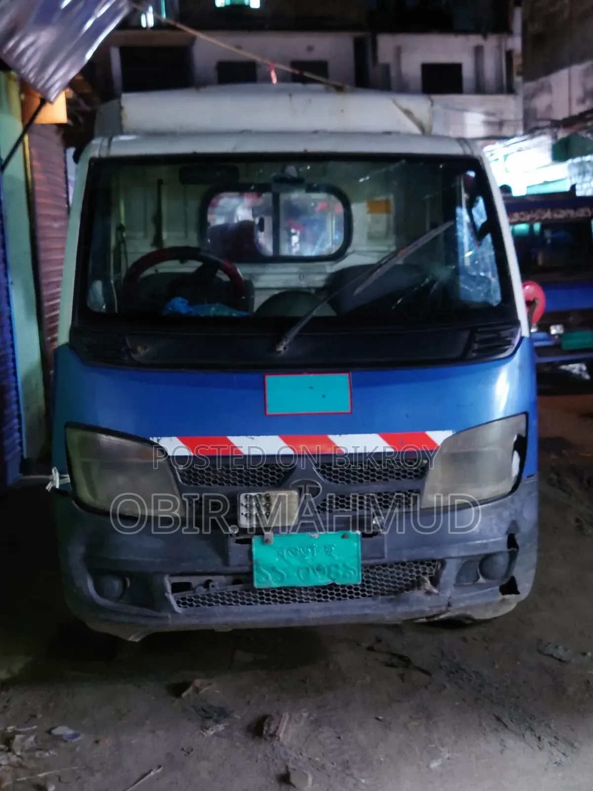 টাটা এেস ২০১৮ সাদা
