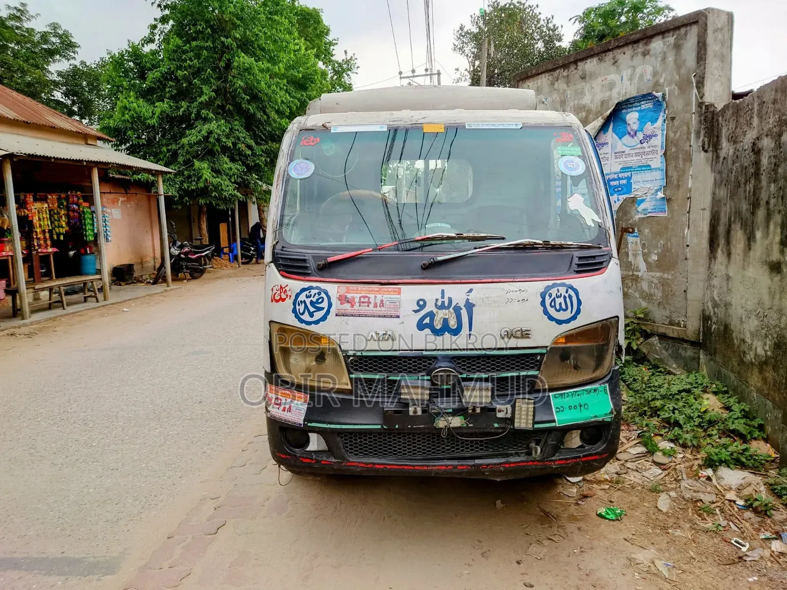 টাটা এেস ২০১৮ সাদা