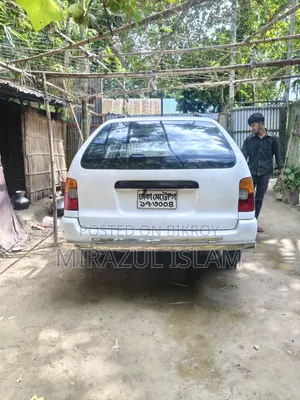 টয়োটা টি১০০ ১৯৯৮ সাদা