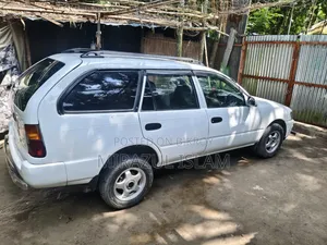 টয়োটা টি১০০ ১৯৯৮ সাদা