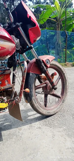 হিরো হাঙ্ক ১৬০ ২০২৫ লাল
