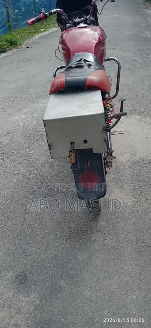 হিরো হাঙ্ক ১৬০ ২০২৫ লাল