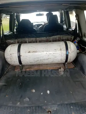 টয়োটা সাকসিড ২০০৩ সাদা