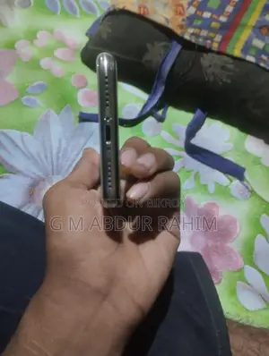 অ্যাপল আইফোন এক্স ২৫৬ জিবি হোয়াইট
