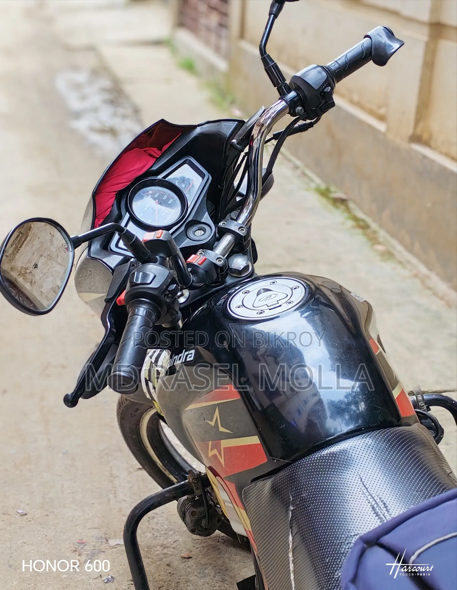 মাহিন্দ্রা সেঞ্চুরো ২০২০ ব্ল্যাক