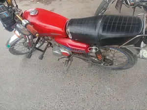 Honda CG110 2005 Red
