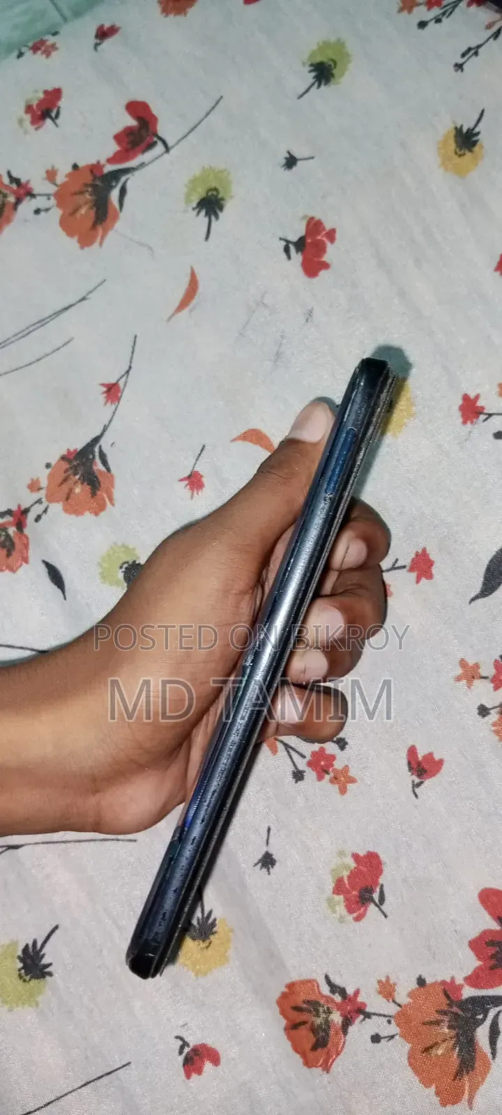 Walton Primo R8 64 GB Blue